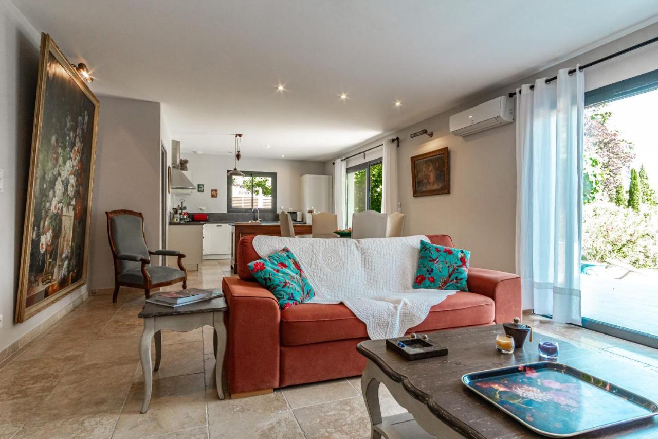 La Verdiere - Contemporary House With Garden And Private Pool LʼIsle-sur-la-Sorgue Exteriör bild